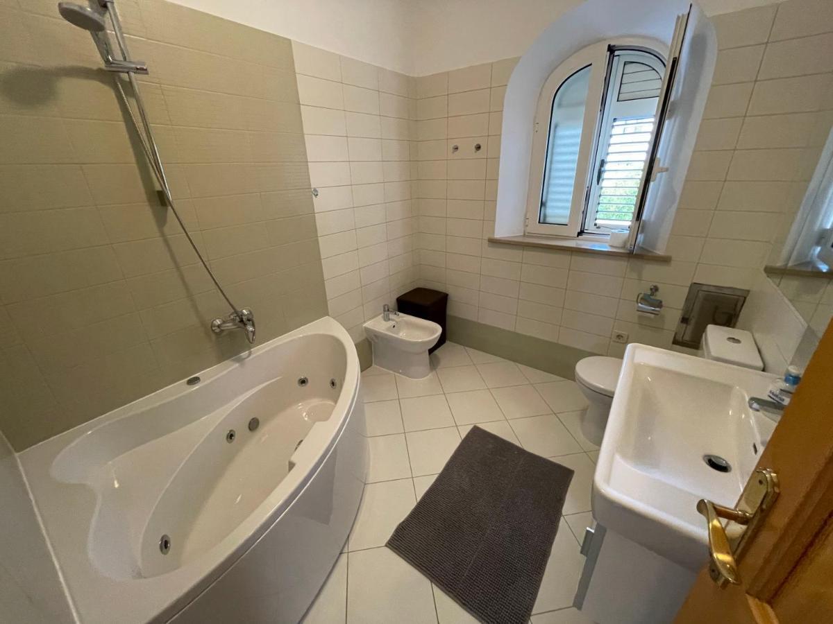 Luxury Seaside With Indoor Pool, Sauna, Padle Boards, Canoe And Mediterranean Garden - Miolin House * Trogir