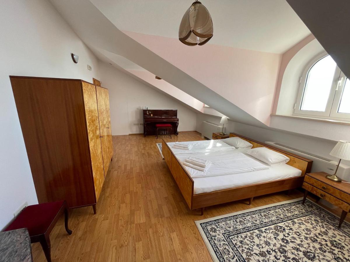 Luxury Seaside With Indoor Pool, Sauna, Padle Boards, Canoe And Mediterranean Garden - Miolin House *