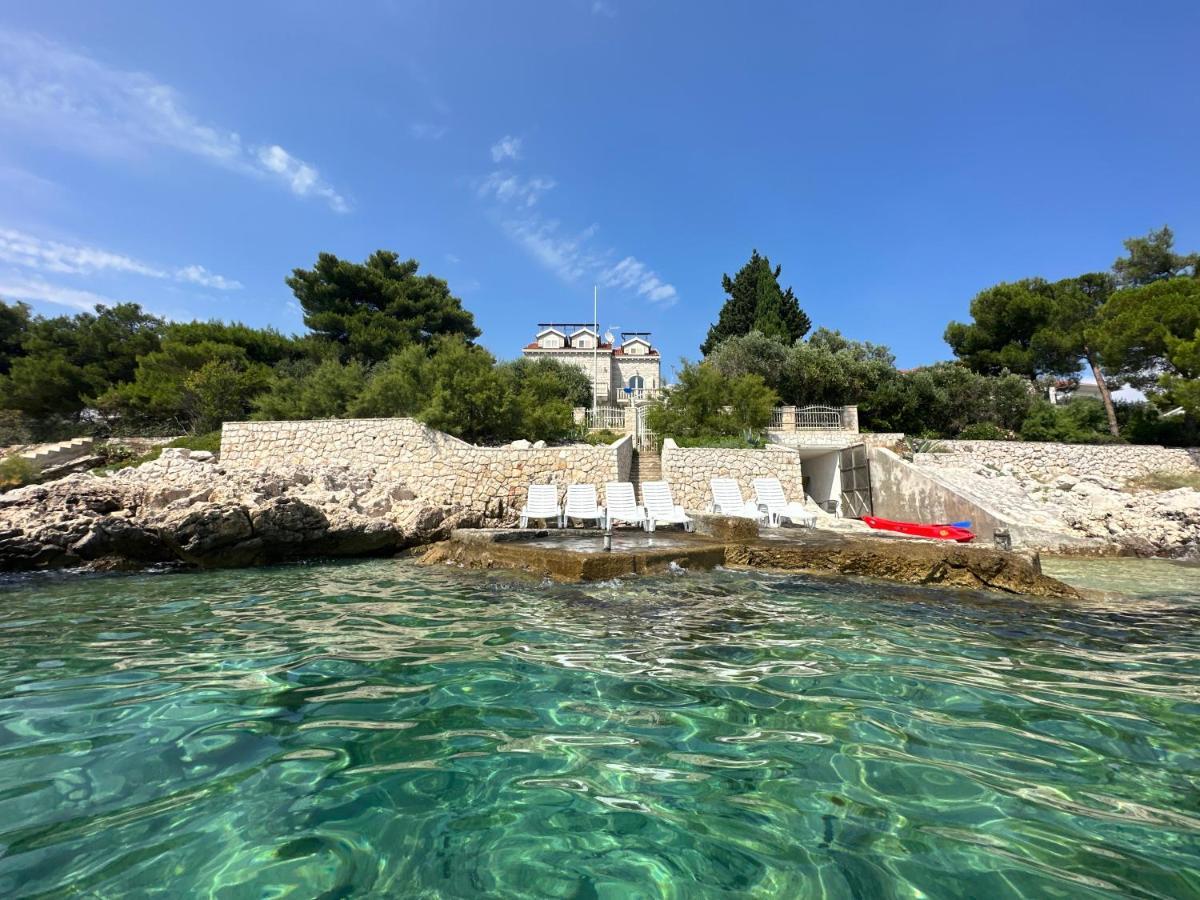 Luxury Seaside With Indoor Pool, Sauna, Padle Boards, Canoe And Mediterranean Garden - Miolin House * Trogir