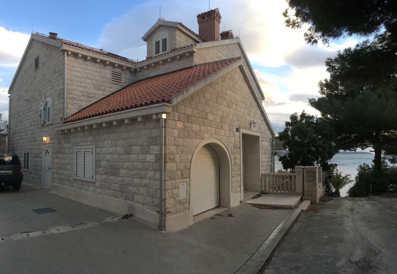 Luxury Seaside With Indoor Pool, Sauna, Padle Boards, Canoe And Mediterranean Garden - Miolin House Villa Trogir