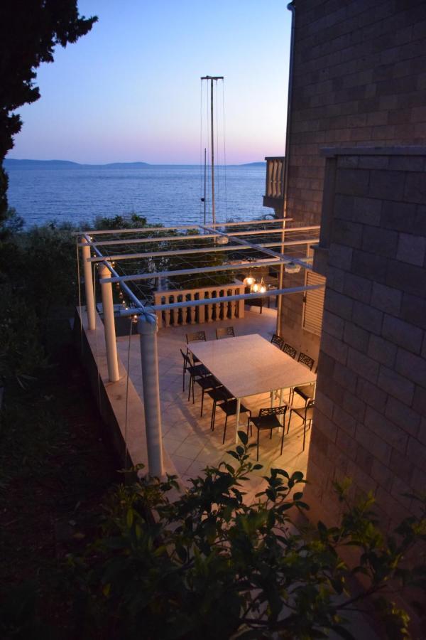 Villa Luxury Seaside With Indoor Pool, Sauna, Padle Boards, Canoe And Mediterranean Garden - Miolin House