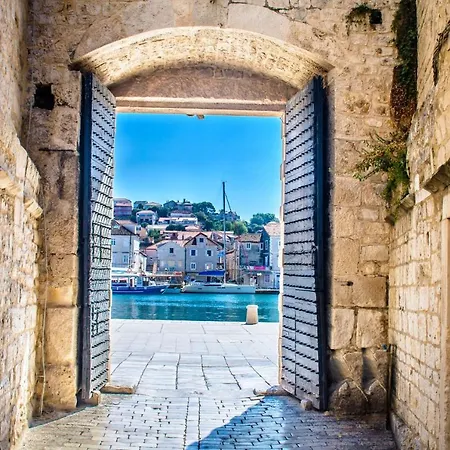 Luxury Seaside Villa With Indoor Pool, Sauna, Padle Boards, Canoe And Mediterranean Garden - Miolin Beach House Trogir Exterior photo